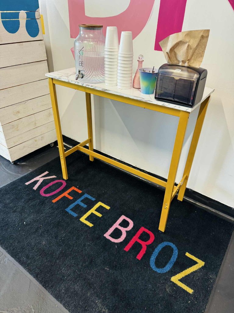 Kofee Broz LLZ, Coffee shop in Springfield Tennessee