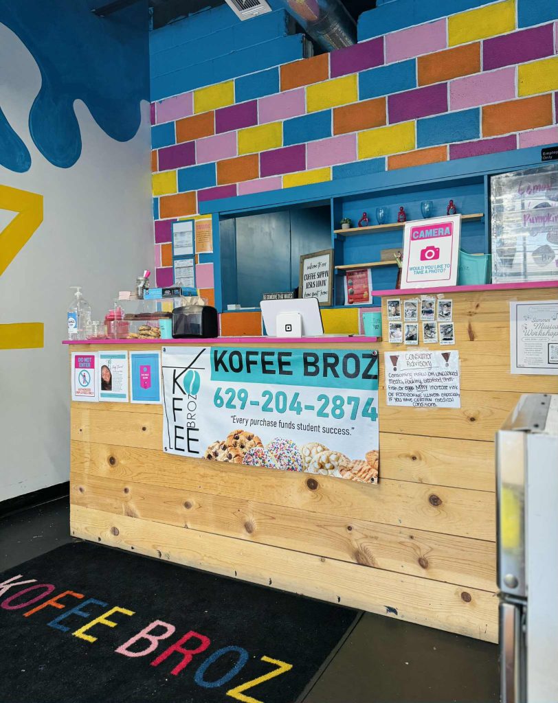 Kofee Broz LLZ, Coffee shop in Springfield Tennessee