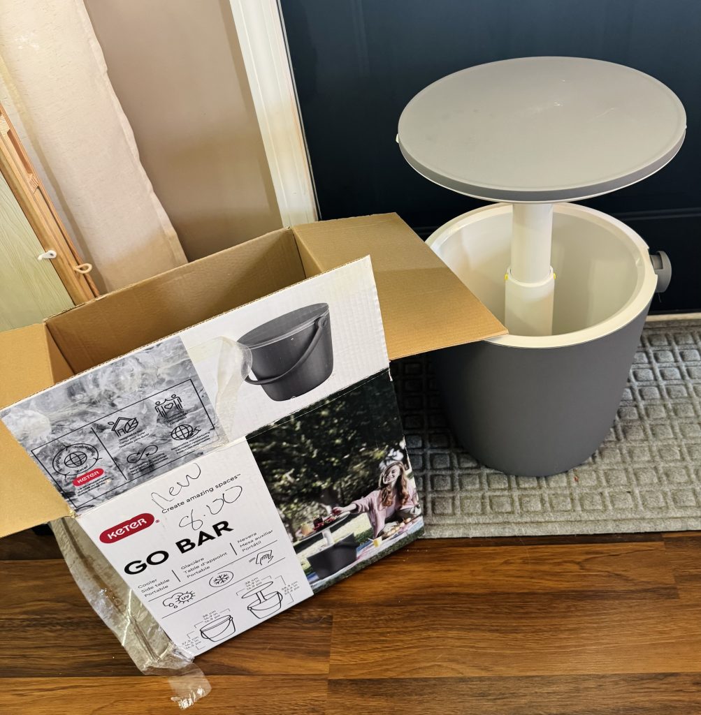 Keter Go Bar Table